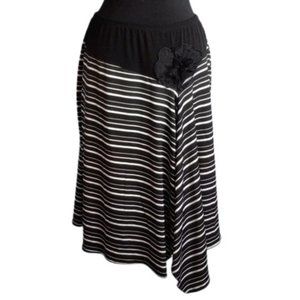 JKLA California M Skirt White Black Stripes A-Line